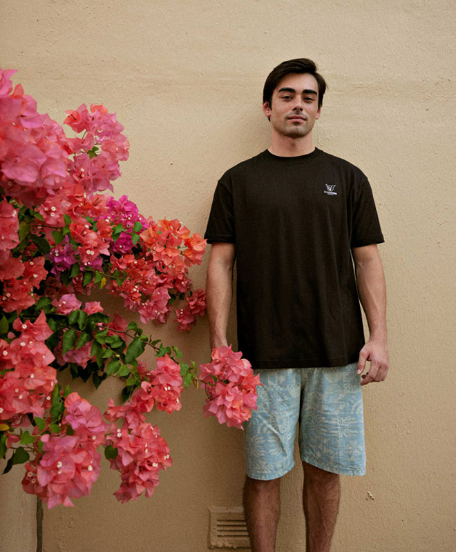 サーファーとTシャツ